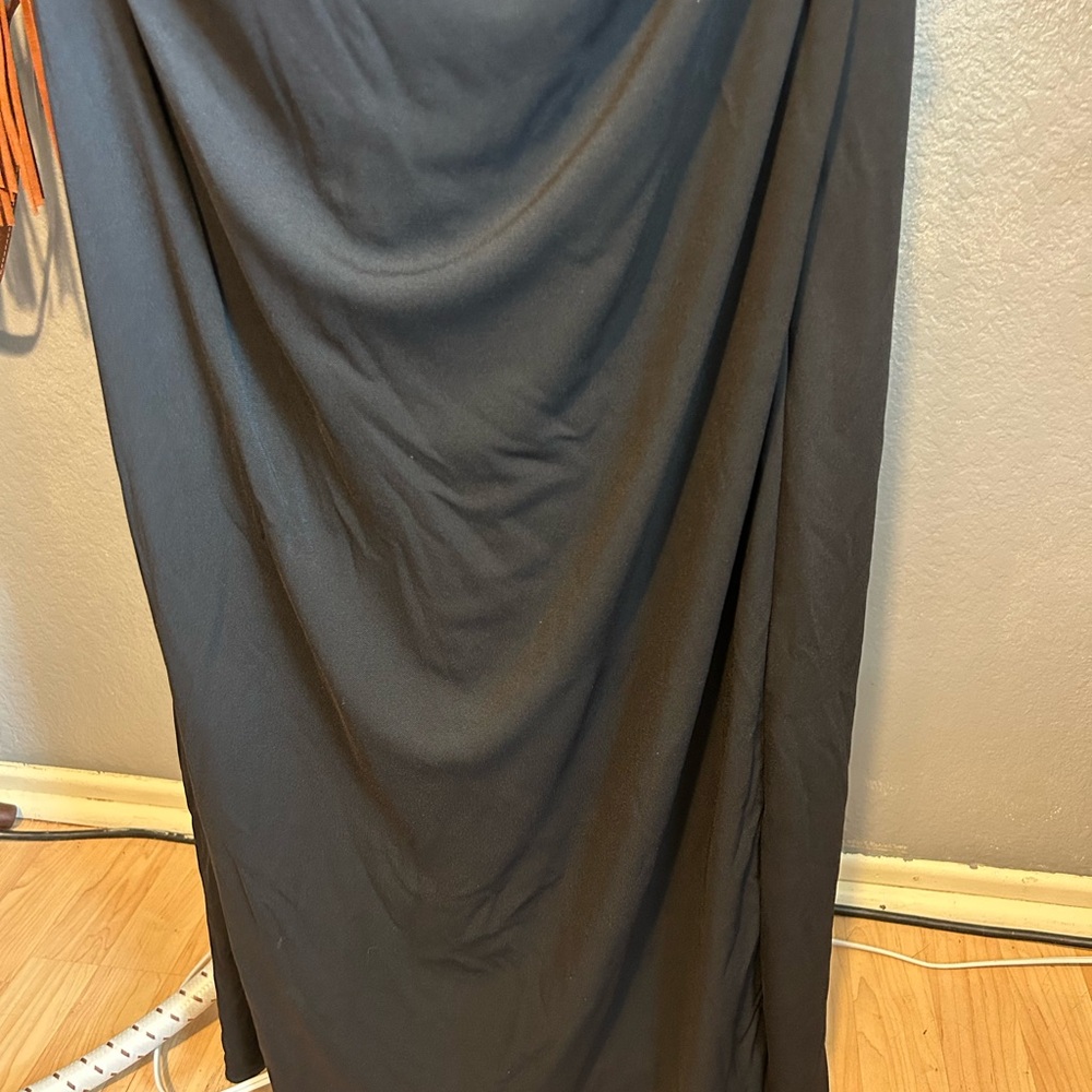 Zara Sophisticated Black Backless Halter Dress - Picture 7 of 11